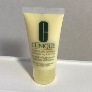 🦋 5 for $15 🦋 CLINIQUE DRAMATICALLY DIFFERENT